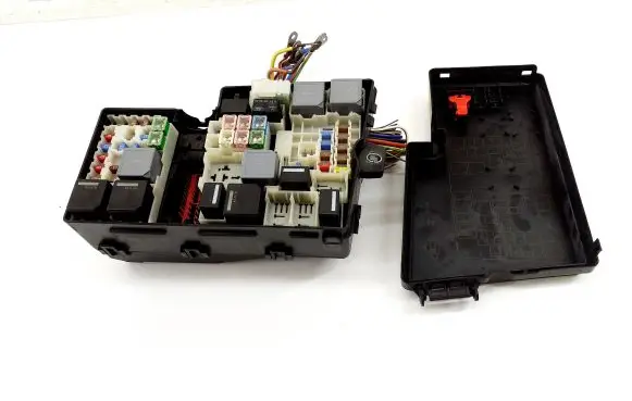 Ford Kuga II Fuse box set AV6T14A142AB AV6T14A076AB