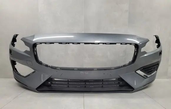 Volvo V60 Front bumper 31690589 32227198