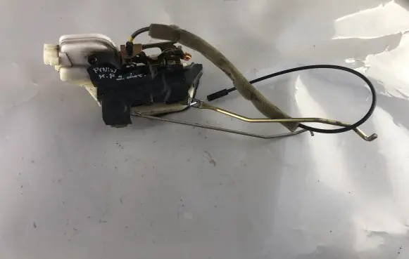 Mitsubishi Pajero Pinin Front door lock