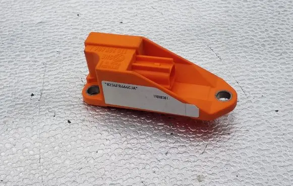 Skoda Fabia Mk2 (5J) Airbag deployment crash/impact sensor 1T0909606A 5WK43340