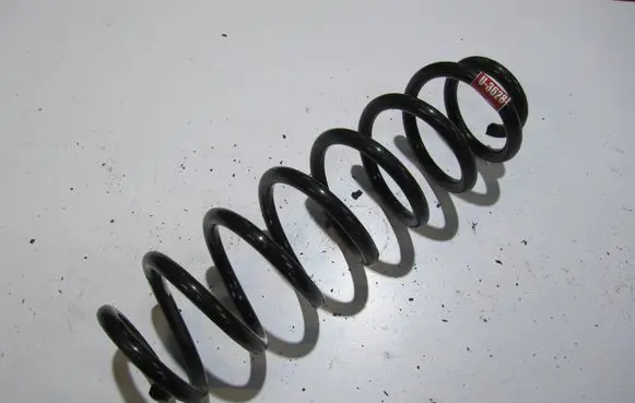 Volkswagen PASSAT B8 Rear coil spring 3Q0511115 3Q0511115AK