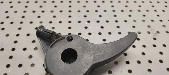 Mercedes-Benz ML W163 Engine bonnet (hood) release handle