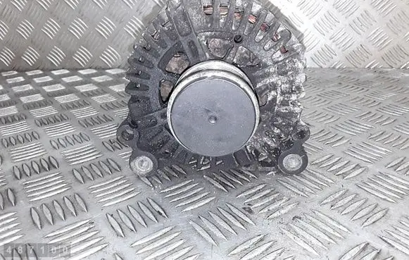 Volkswagen Golf Plus Generator/alternator 06f903023c