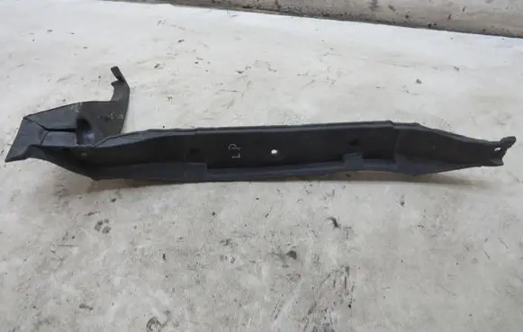 Audi A8 S8 D4 4H Fender end trim GMAUTO4574097