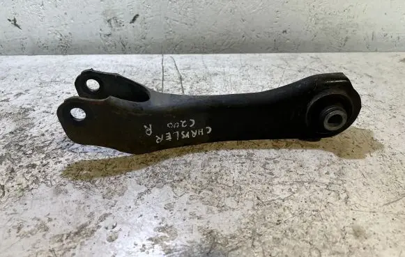 Chrysler 200 Rear control arm