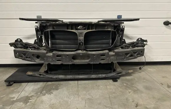 BMW 5 GT F07 Radiator support slam panel