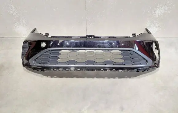 Volkswagen Taigo Front bumper 2G7807221C