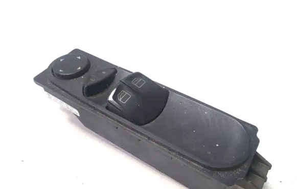 Mercedes-Benz Vito Viano W639 Electric window control switch A6395450113