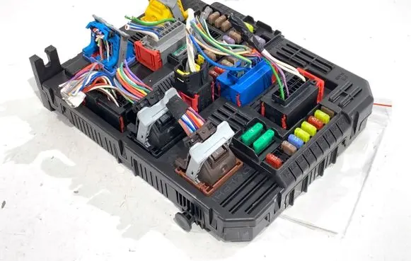 Citroen C4 Cactus Other control units/modules 9830707680