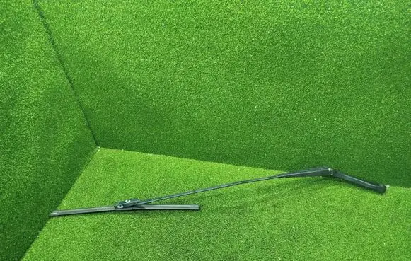 Renault Trafic III (X82) Front wiper blade arm 97036203 93867989 2888644119R