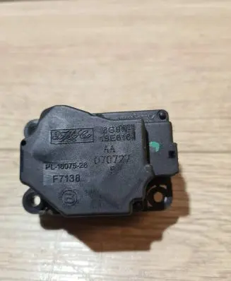 Volvo S80 Air flap motor/actuator PL1607526 6G9N19E616 F7138
