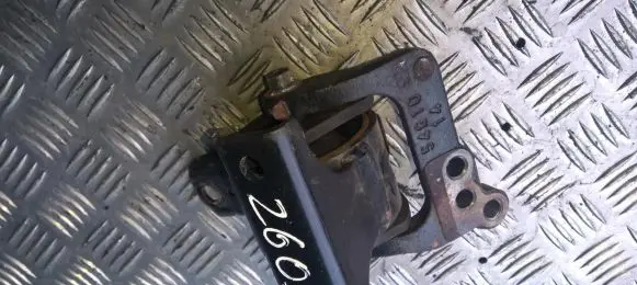 Suzuki Liana Engine mount bracket RJ9282
