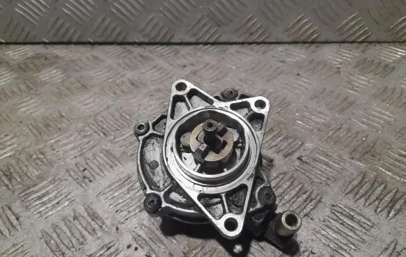 Audi A6 S6 C5 4B Vacuum pump 72218501