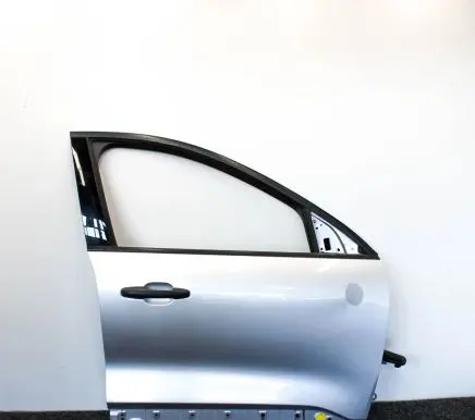 Ford Kuga III Front door