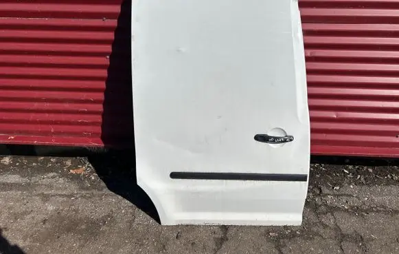 Volkswagen Caddy Side sliding door 