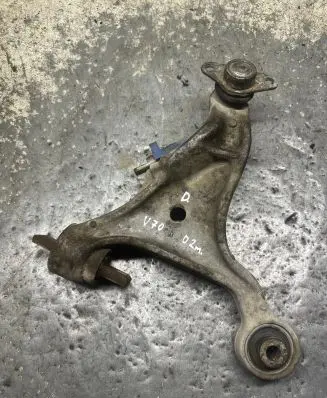 Volvo V70 Front lower control arm/wishbone