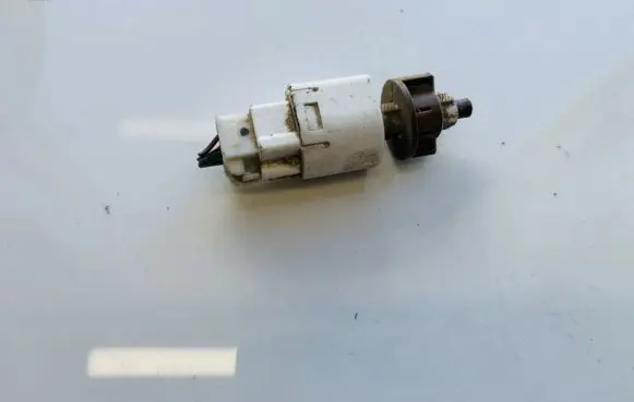 Toyota Avensis Verso Brake pedal sensor switch