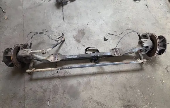 Renault Mascott Front axle beam