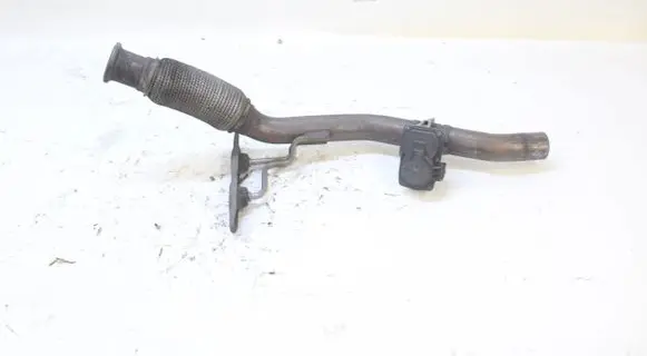 Volkswagen PASSAT B8 Exhaust gas pipe 5747189