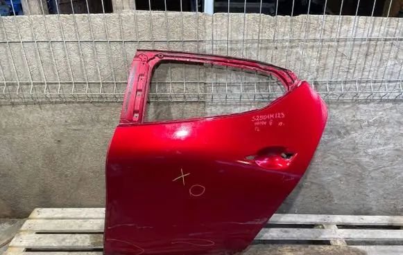 Mazda 3 Rear door BDMT73010 S2501M123