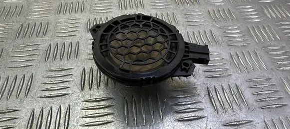 Audi A3 S3 8V Front door speaker 8V0035397A