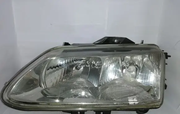 Renault Espace III Headlight/headlamp 89002588