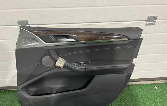 BMW X3 G01 Front door card panel trim 74102282 3627785