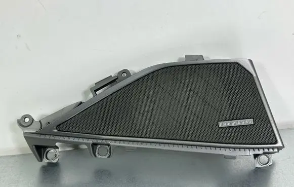 BMW 3 G20 G21 Rear door speaker cover trim 7447243