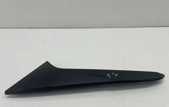 Mazda CX-30 Rear glass trim DFR5B09C2