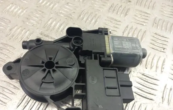 Volkswagen ID.3 Rear door window regulator motor 5Q0959408D