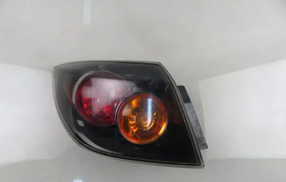 Mazda 3 I Rear/tail lights