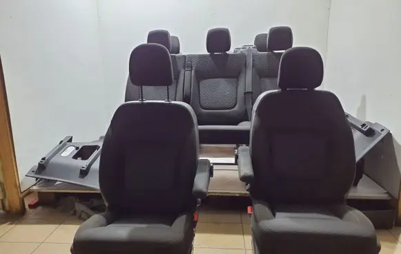 Renault Trafic III (X82) Interior set 