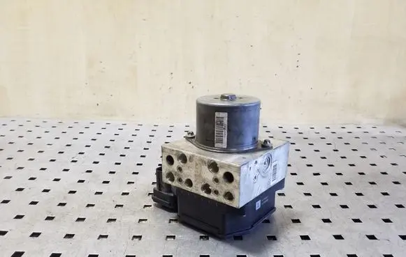 Mini Cooper Countryman R60 ABS Pump 34519807822 9807822 34529807823