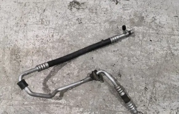 Volkswagen New Beetle Air conditioning (A/C) pipe/hose