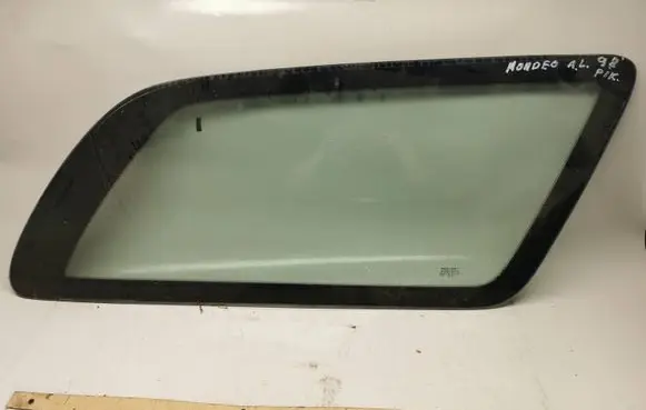 Ford Mondeo MK II Rear side window 43R00021