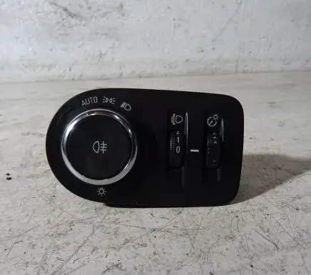 Opel Astra K Other switches/knobs/shifts 39050759