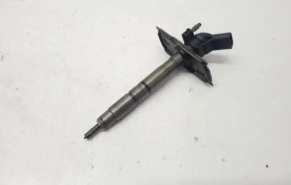 Audi A6 S6 C6 4F Fuel injector 059130277BE