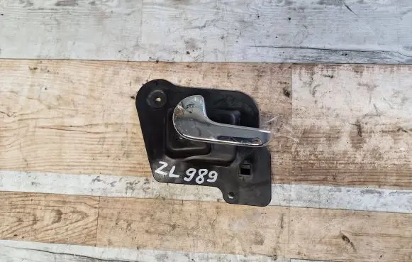 Opel Meriva A Front door interior handle 316053479