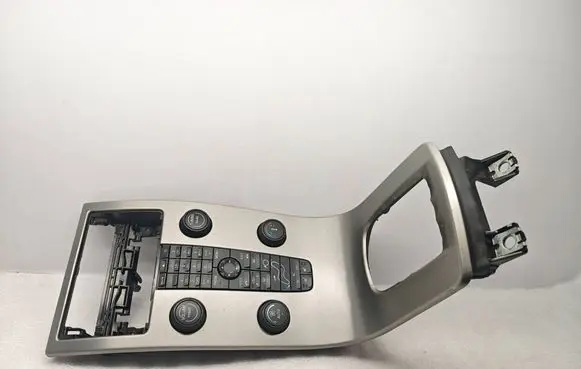 Volvo V50 Climate control unit 30672565