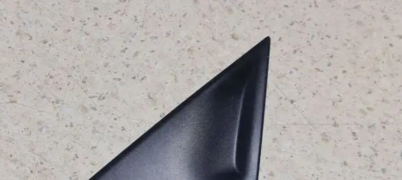 Lexus CT 200H Fender end trim 6749680L1 6749680 67496