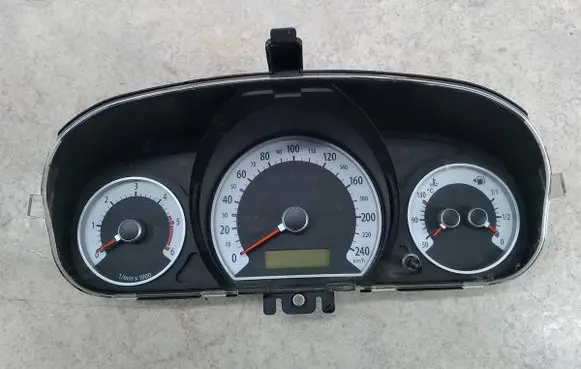 KIA Ceed Speedometer (instrument cluster) 940031H090