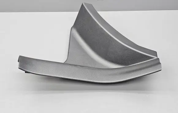 Suzuki Swift II Rear sill trim cover 7618168L0