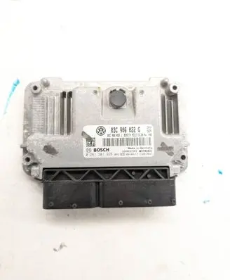 Volkswagen PASSAT B6 Engine control unit/module 03C906022G