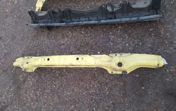 Mercedes-Benz Sprinter W906 Front bumper cross member