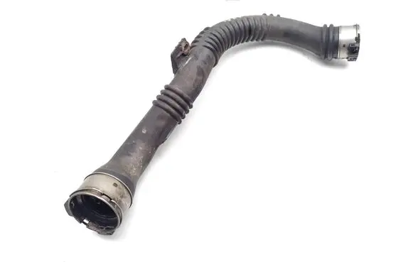 Opel Vivaro Intercooler hose/pipe 93867727 144606126R