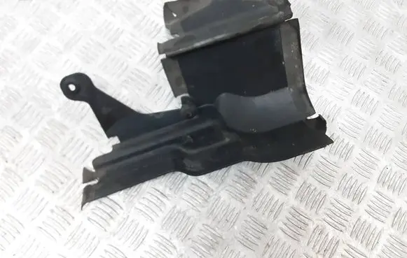 Volvo V70 Intercooler air guide/duct channel 30678190