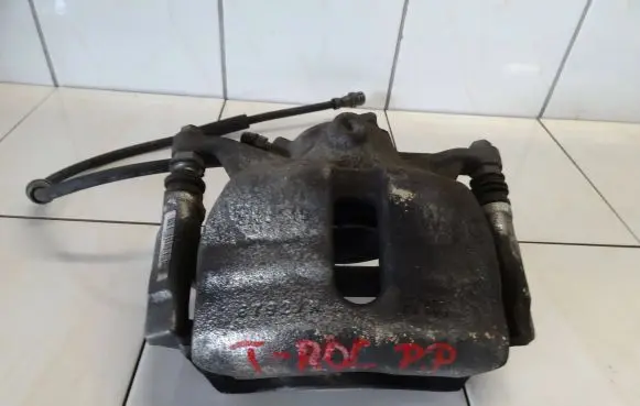 Volkswagen T-Roc Front brake caliper