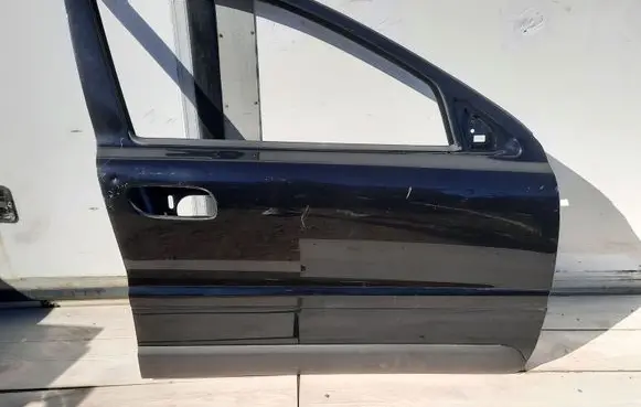 Volvo XC70 Front door