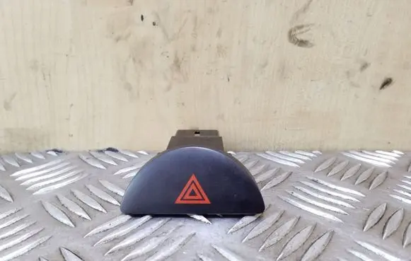 KIA Soul Hazard light switch
