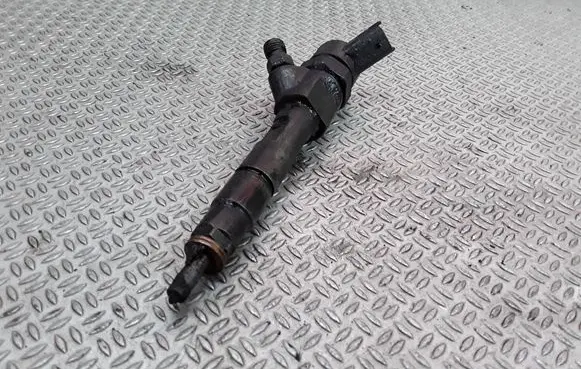 Renault Laguna II Fuel injector 0445110021 7700111014